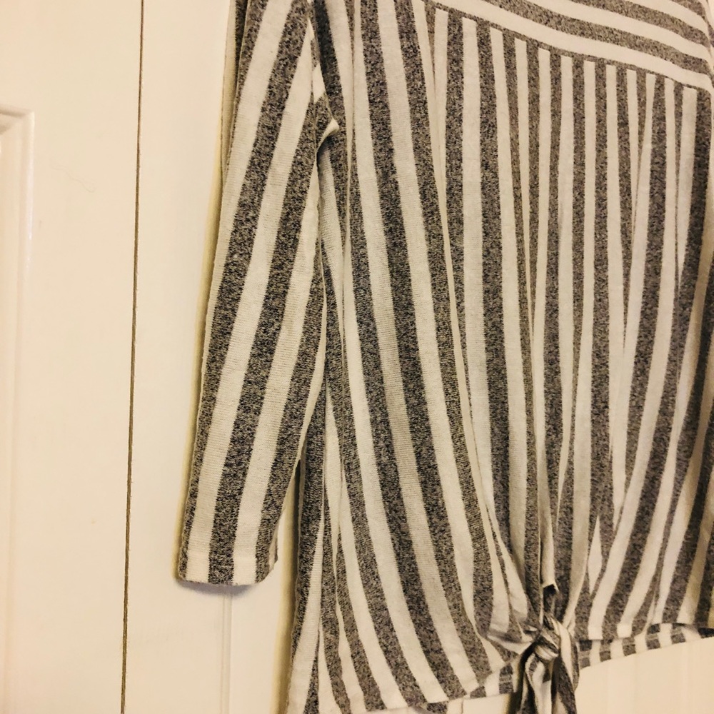 Striped blouse - Picture 2 of 6
